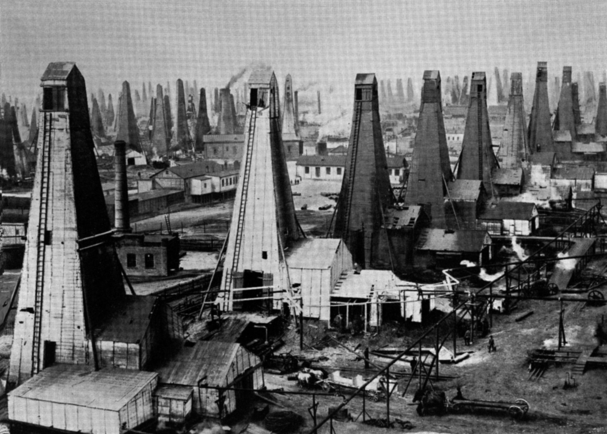 By 1909, the Balachany field in Baku had as many as 276 oil rigs.