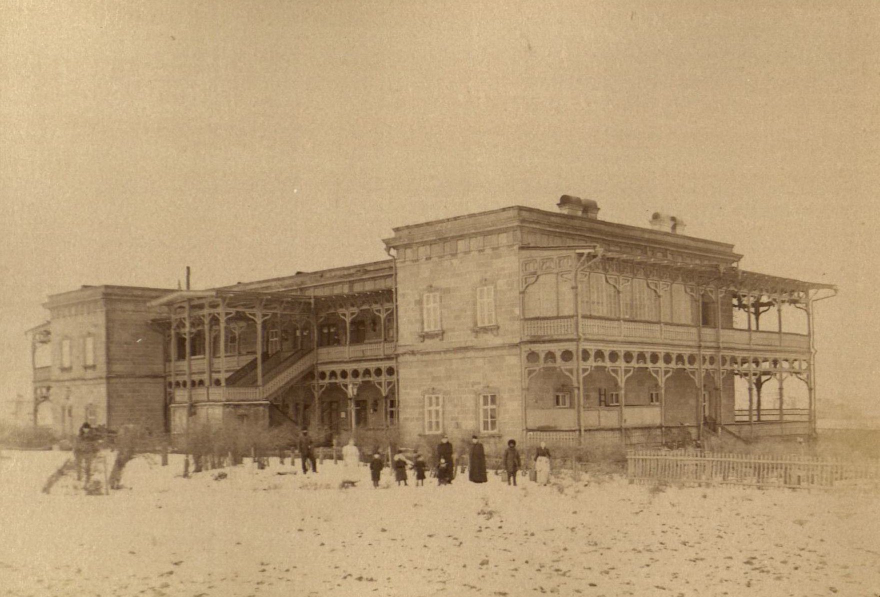Villa Petrolea in its winter glory.